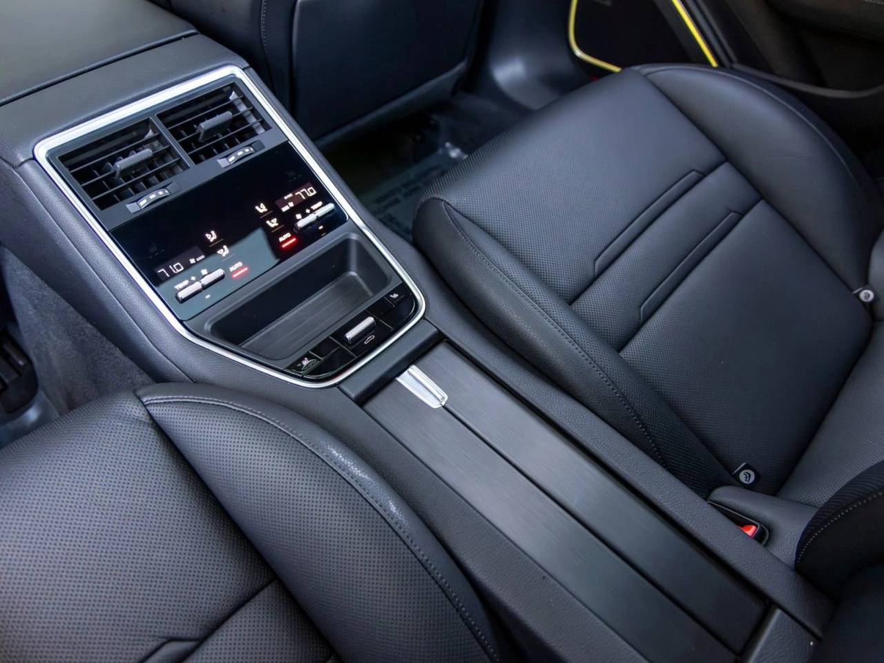 2023 Porsche Panamera Platinum Edition