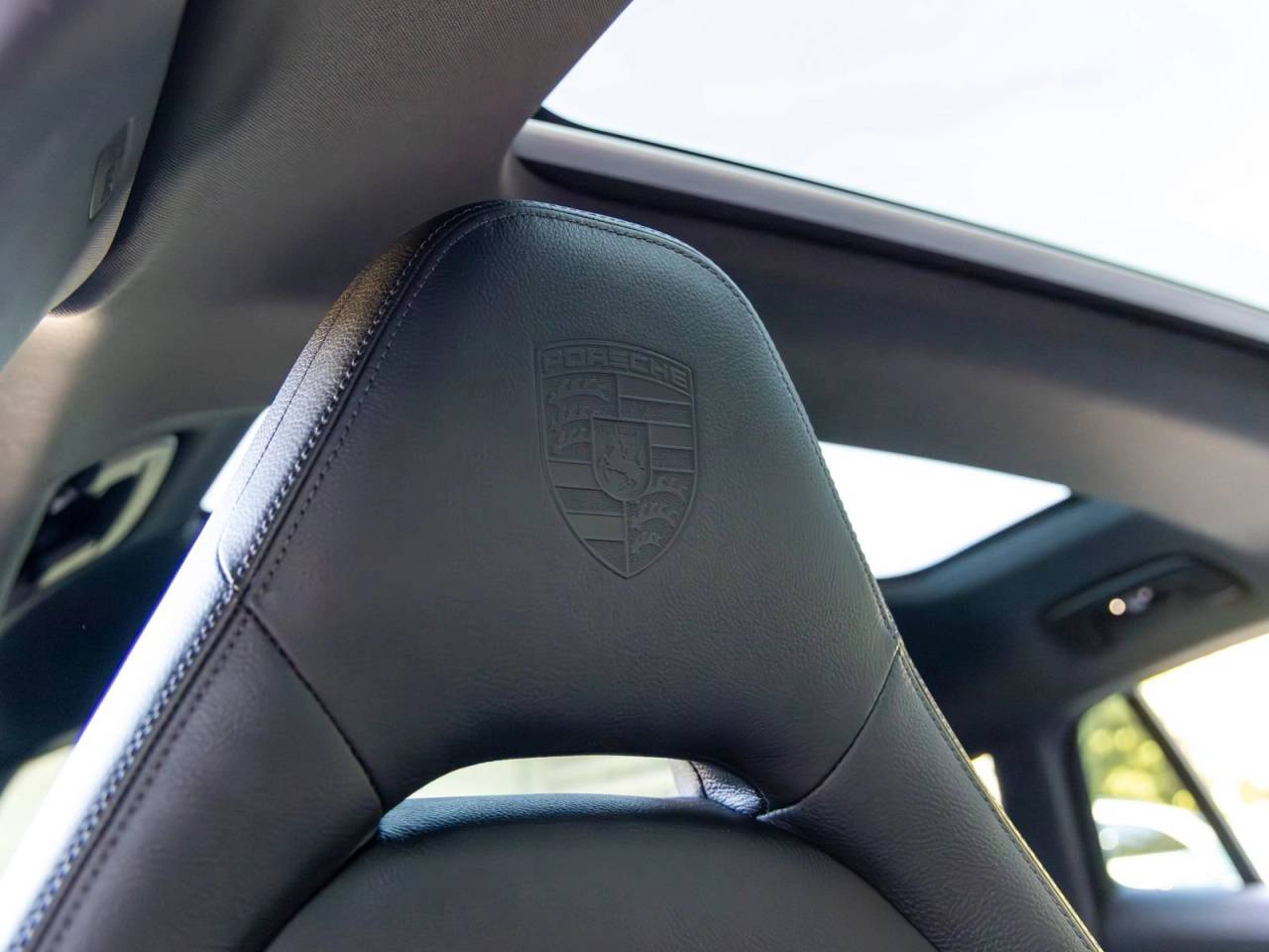 2023 Porsche Panamera Platinum Edition