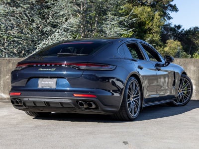 2022 Porsche Panamera 4S E-Hybrid