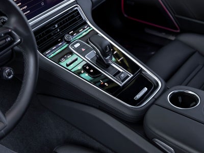 2022 Porsche Panamera 4S E-Hybrid