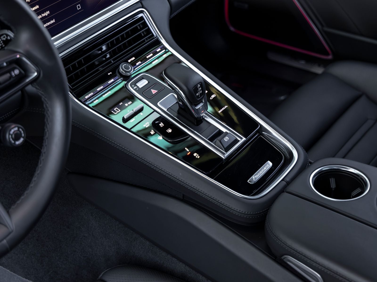 2022 Porsche Panamera 4S E-Hybrid