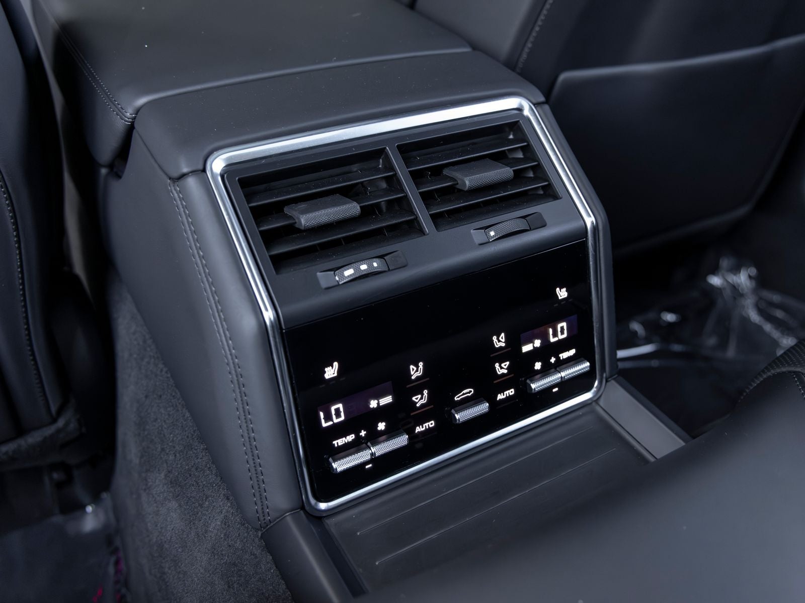 2022 Porsche Panamera 4S E-Hybrid