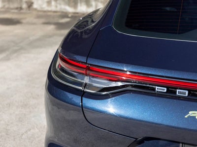 2022 Porsche Panamera 4S E-Hybrid