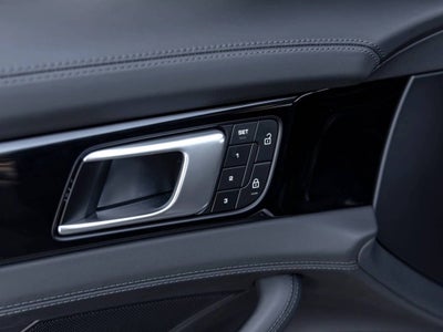 2022 Porsche Panamera 4S E-Hybrid