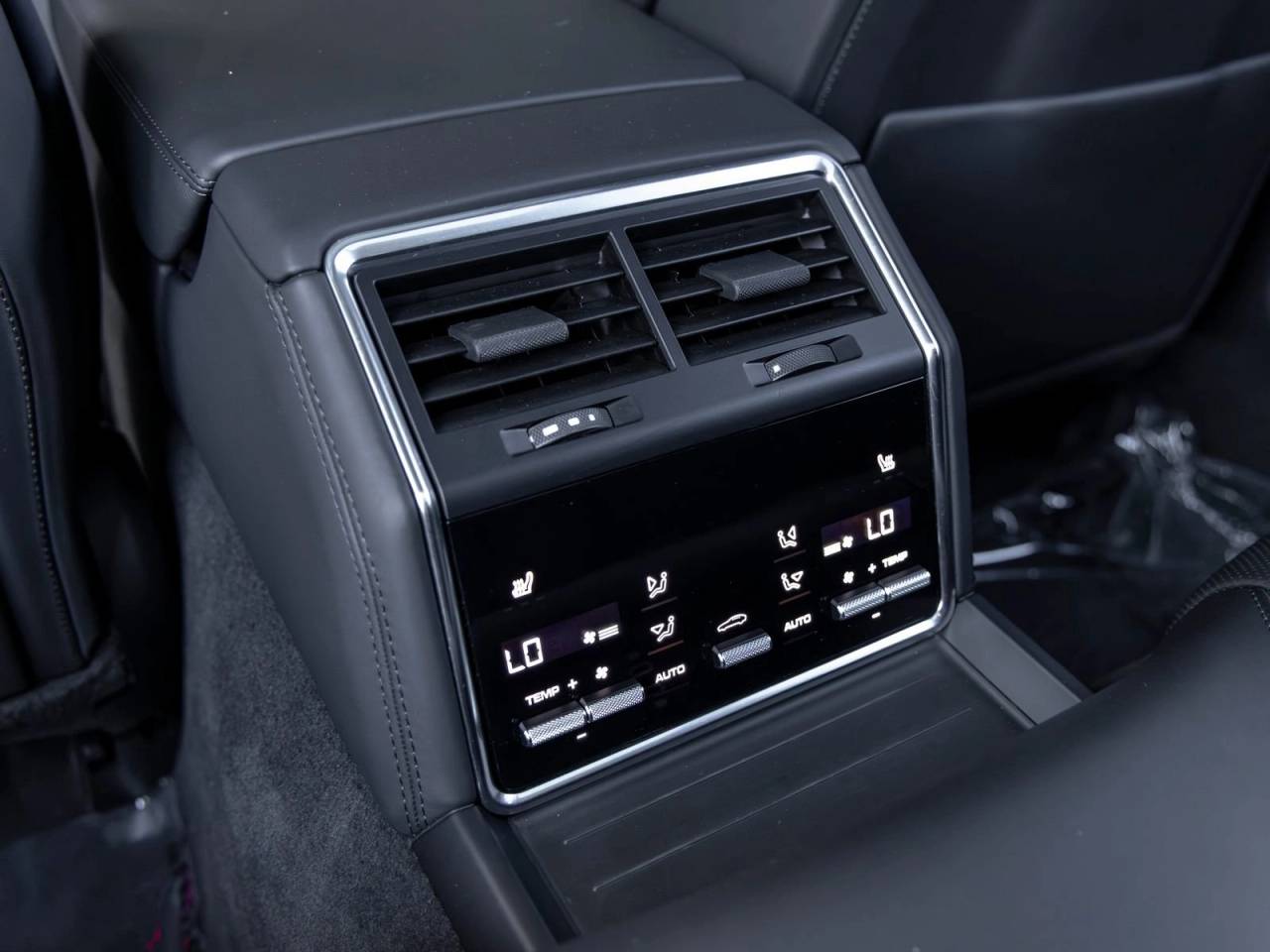 2022 Porsche Panamera 4S E-Hybrid