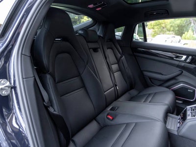 2022 Porsche Panamera 4S E-Hybrid