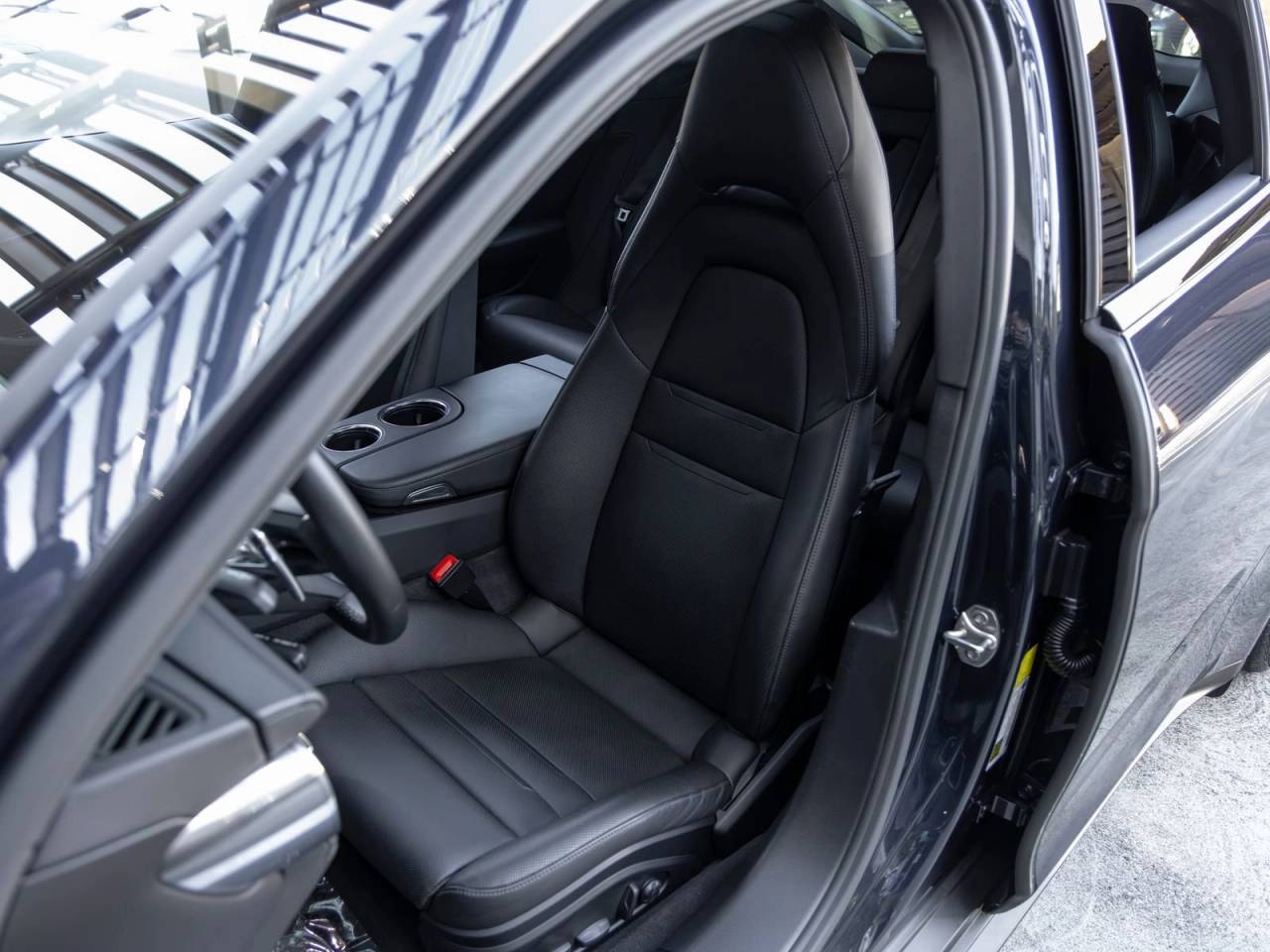 2022 Porsche Panamera 4S E-Hybrid