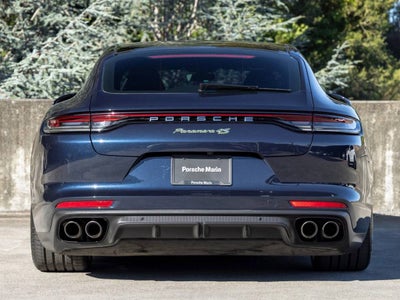 2022 Porsche Panamera 4S E-Hybrid