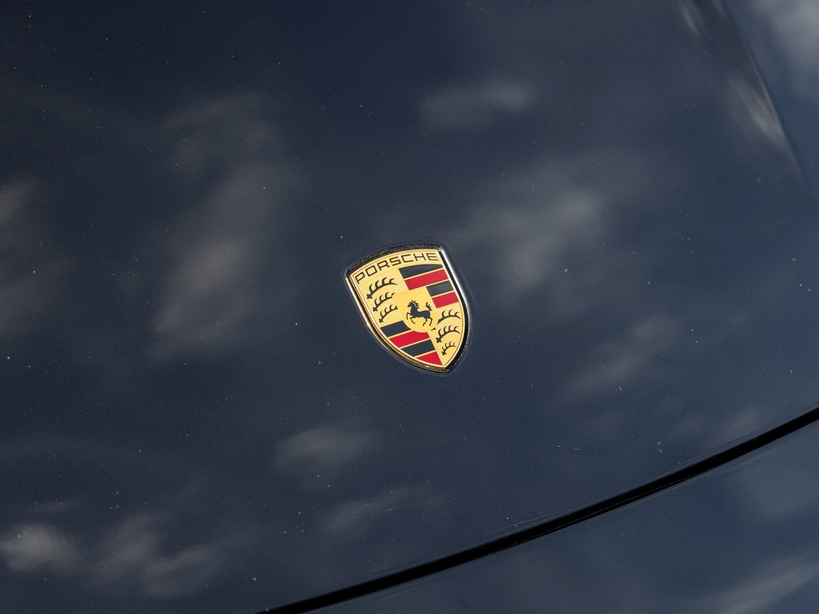 2022 Porsche Taycan Taycan 4 Cross Turismo (MY22)