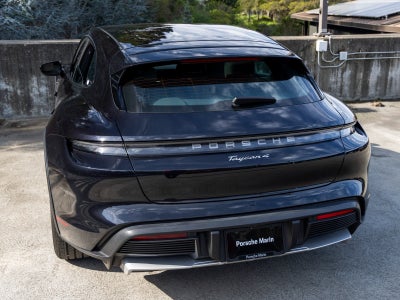 2022 Porsche Taycan Taycan 4 Cross Turismo (MY22)