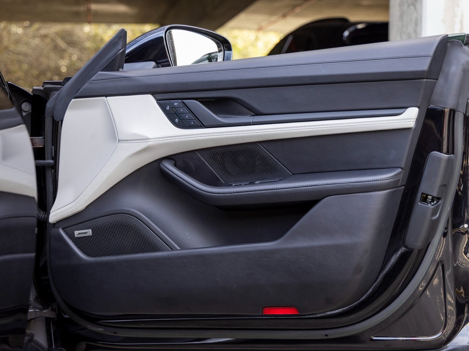 2022 Porsche Taycan Taycan 4 Cross Turismo (MY22)