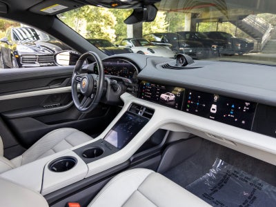 2022 Porsche Taycan Taycan 4 Cross Turismo (MY22)