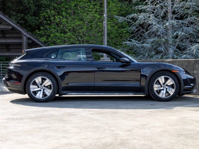 2022 Porsche Taycan Taycan 4 Cross Turismo (MY22)