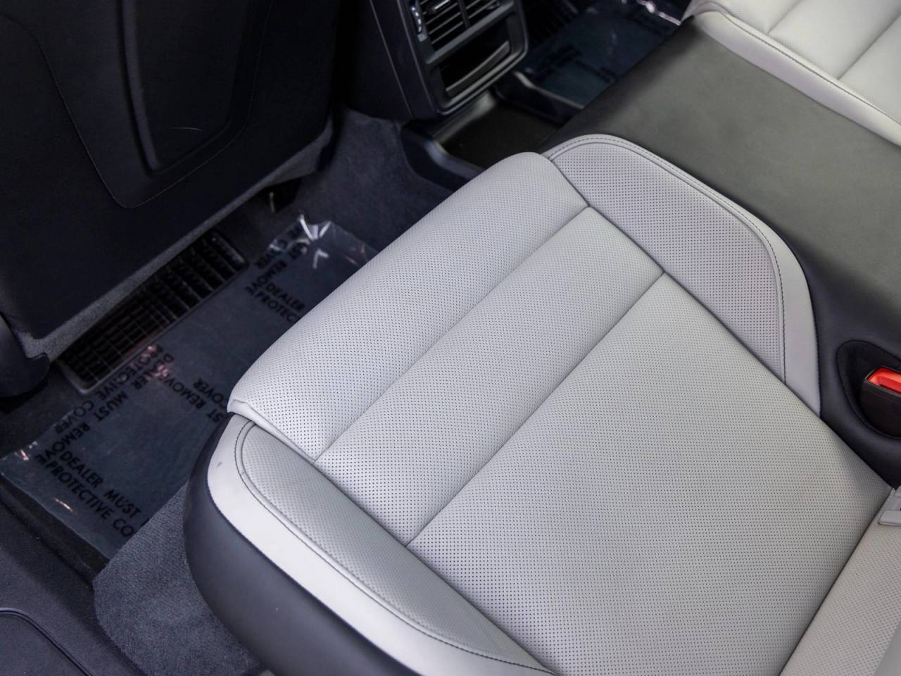 2022 Porsche Taycan Taycan 4 Cross Turismo (MY22)