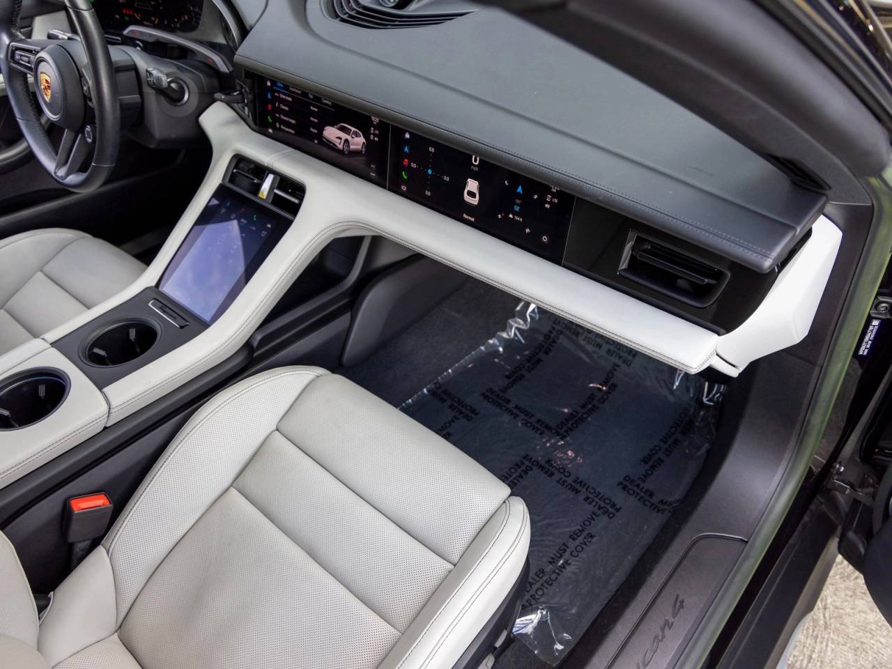 2022 Porsche Taycan Taycan 4 Cross Turismo (MY22)