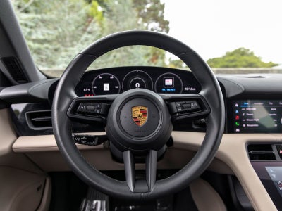2022 Porsche Taycan Taycan 4 Cross Turismo (MY22)