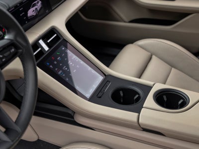 2022 Porsche Taycan Taycan 4 Cross Turismo (MY22)