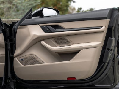 2022 Porsche Taycan Taycan 4 Cross Turismo (MY22)