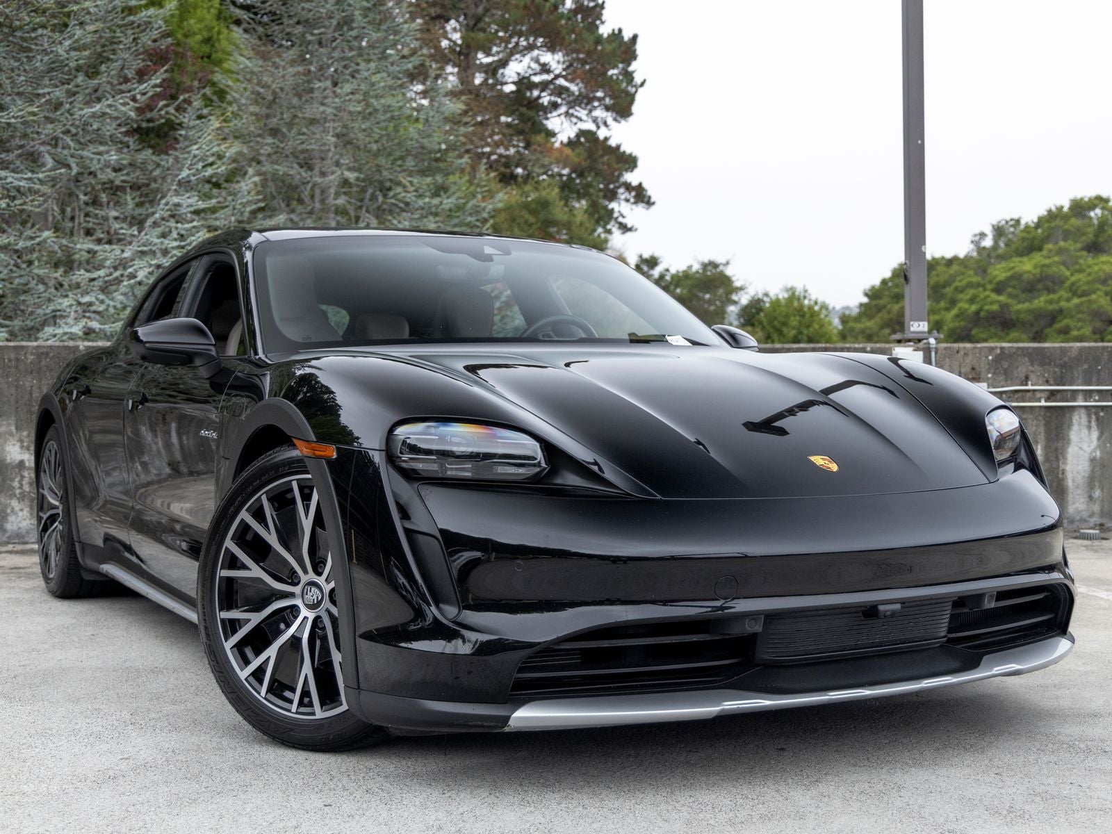 2022 Porsche Taycan Taycan 4 Cross Turismo (MY22)
