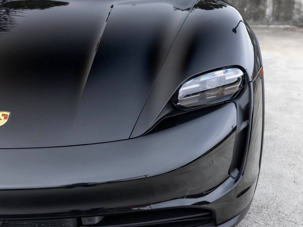 2022 Porsche Taycan Taycan 4 Cross Turismo (MY22)