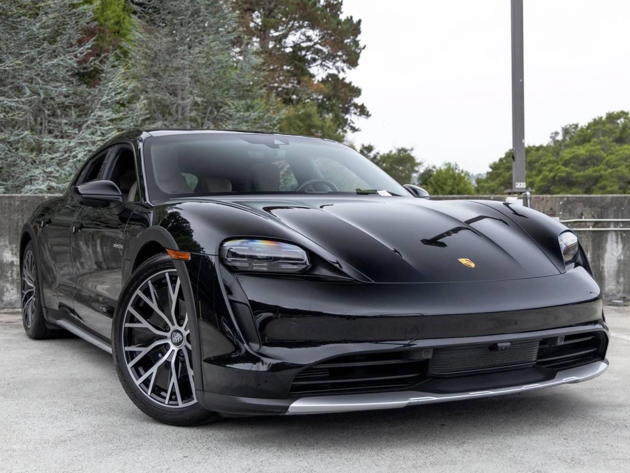 2022 Porsche Taycan Taycan 4 Cross Turismo (MY22)