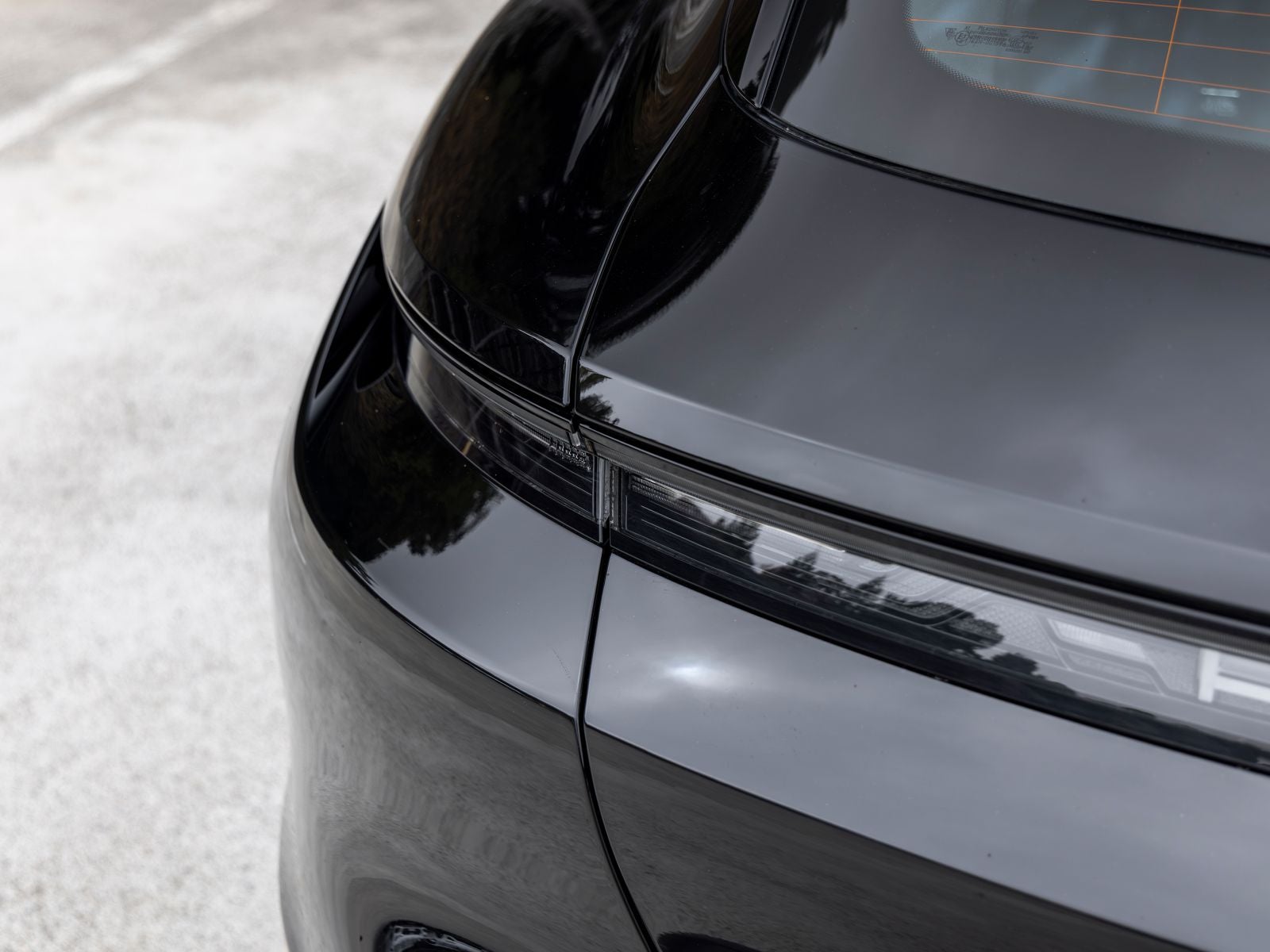 2022 Porsche Taycan Taycan 4 Cross Turismo (MY22)