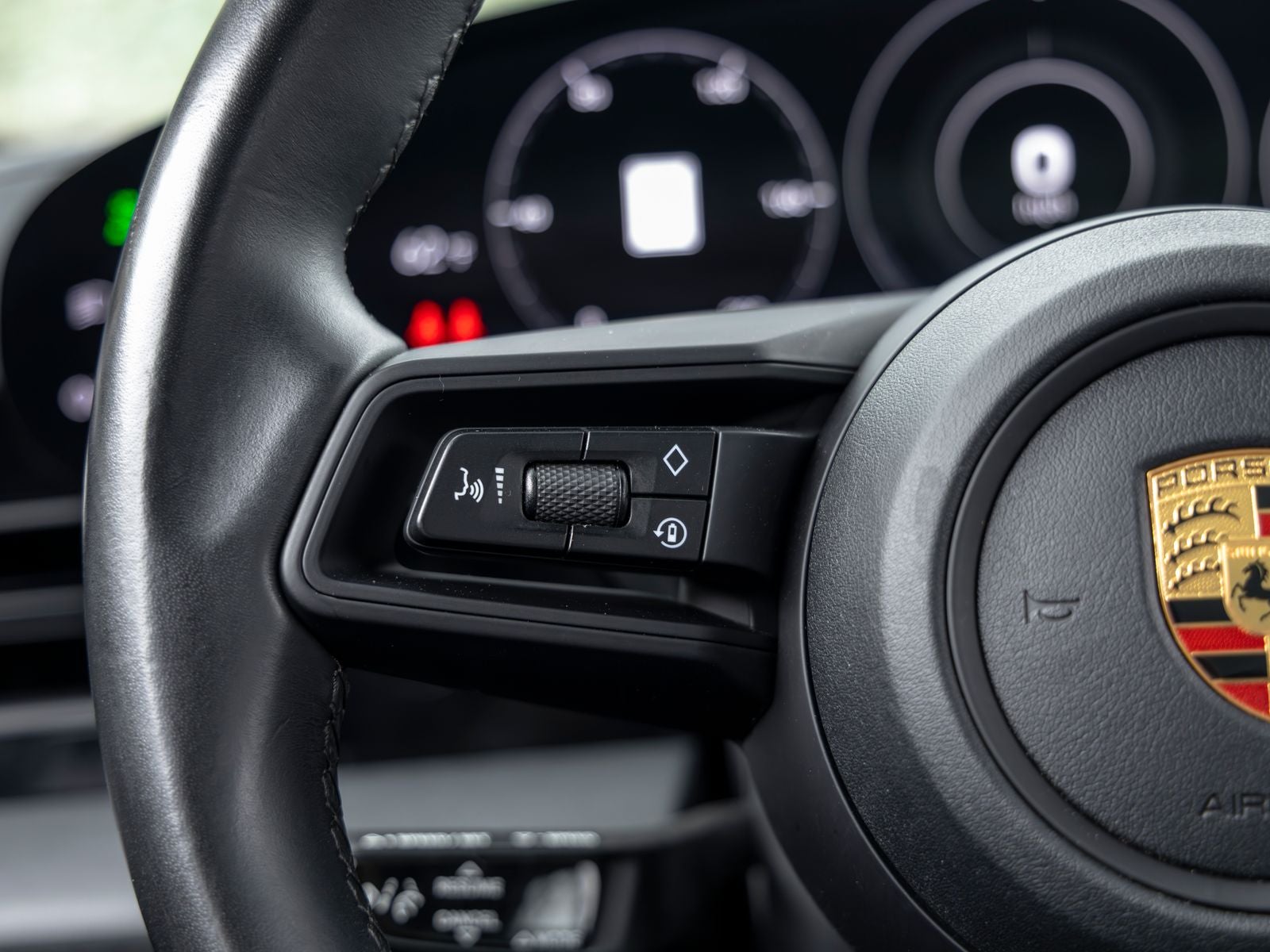 2022 Porsche Taycan Taycan 4 Cross Turismo (MY22)