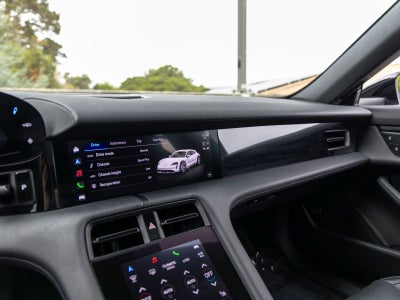2022 Porsche Taycan Taycan 4 Cross Turismo (MY22)