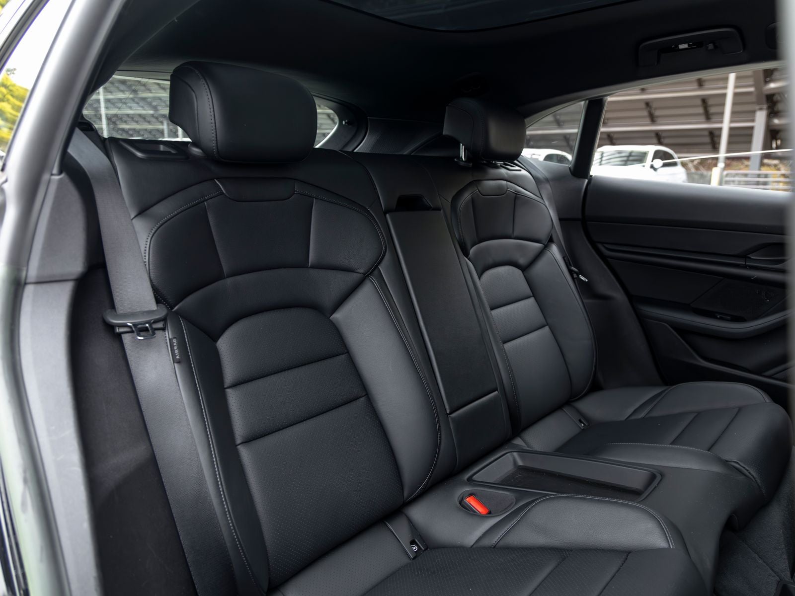 2022 Porsche Taycan Taycan 4 Cross Turismo (MY22)