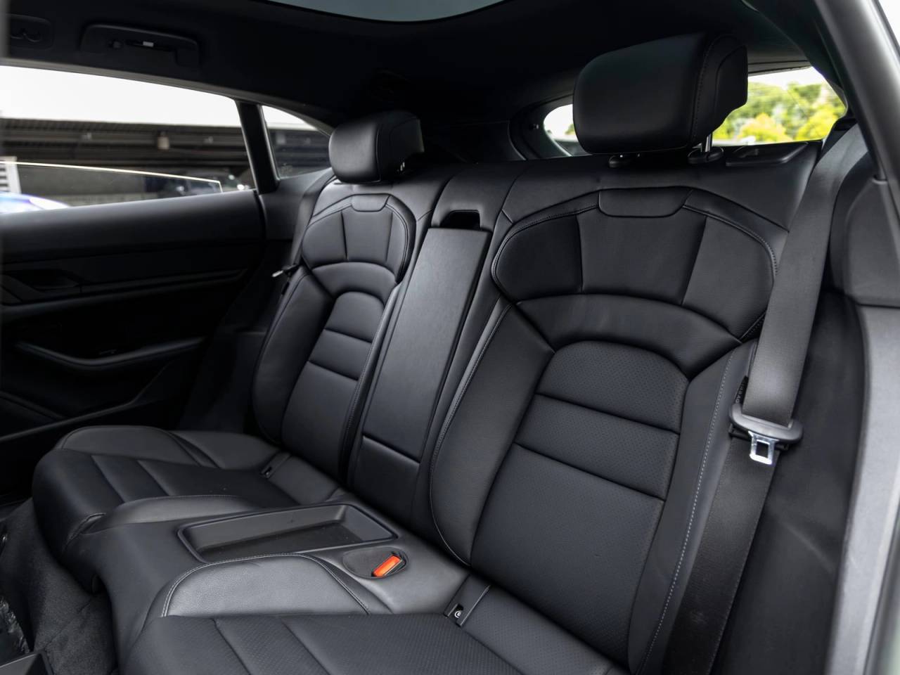 2022 Porsche Taycan Taycan 4 Cross Turismo (MY22)