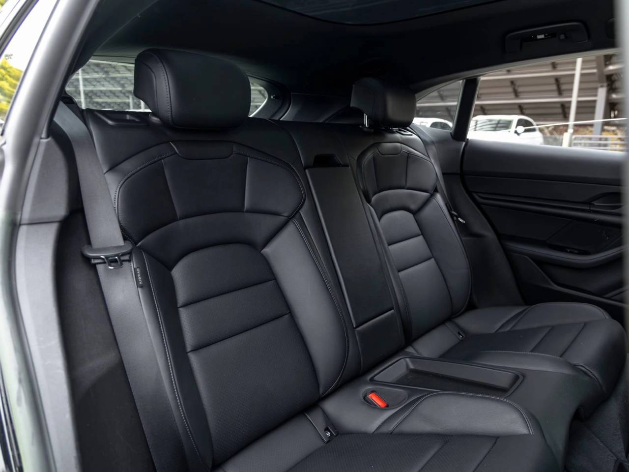 2022 Porsche Taycan Taycan 4 Cross Turismo (MY22)