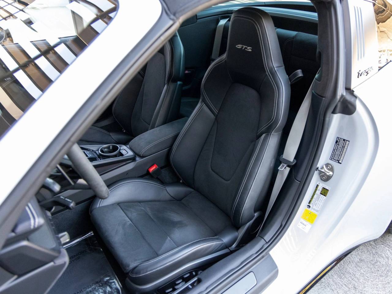 2024 Porsche 911 911 Targa 4 GTS (MY24)