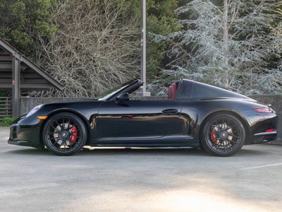 2018 Porsche 911 911 Targa 4 GTS