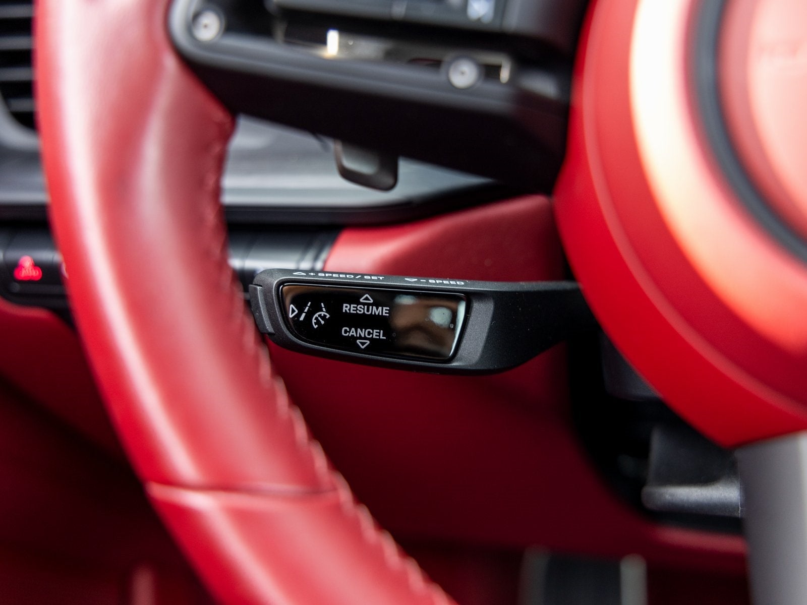 2024 Porsche 911 911 Targa 4 GTS (MY24)