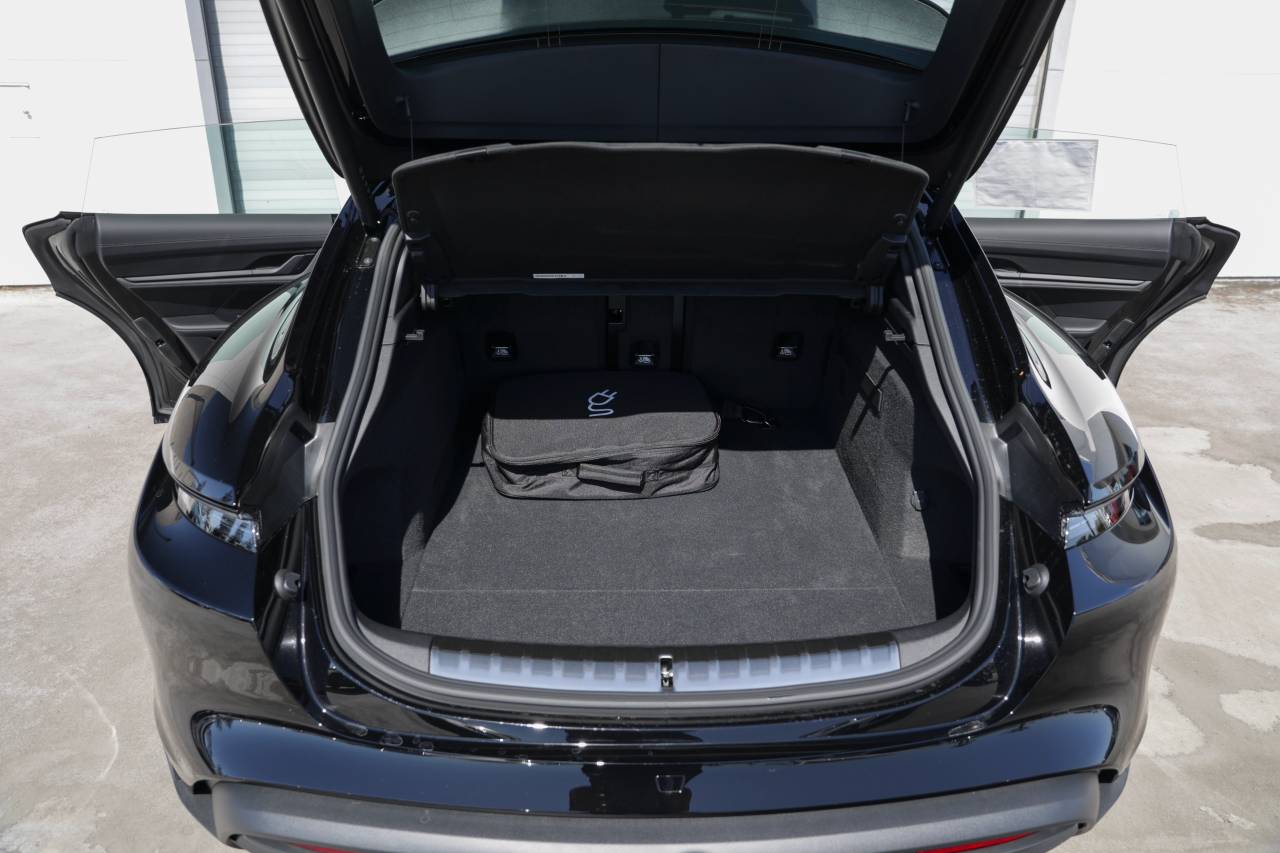 2025 Porsche Taycan Taycan 4S Cross Turismo