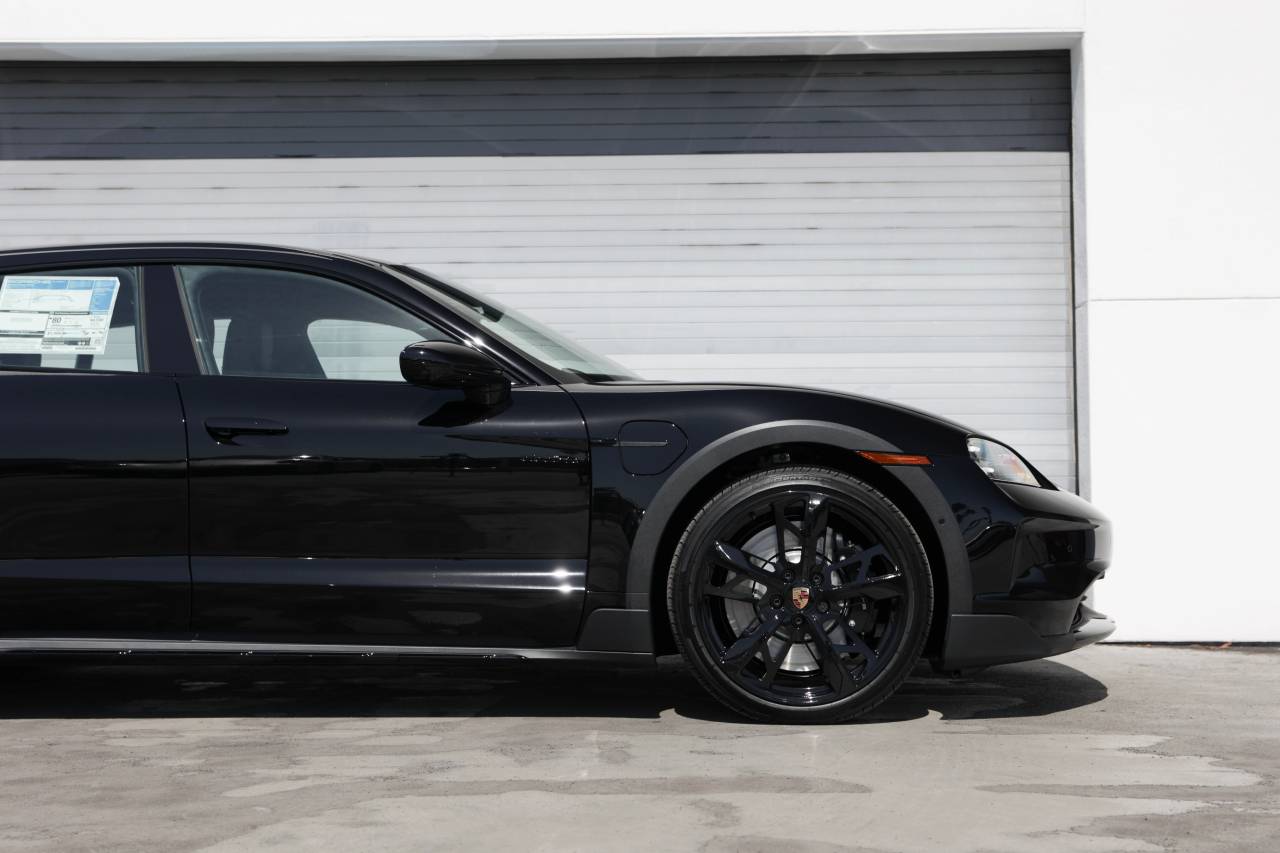 2025 Porsche Taycan Taycan 4S Cross Turismo