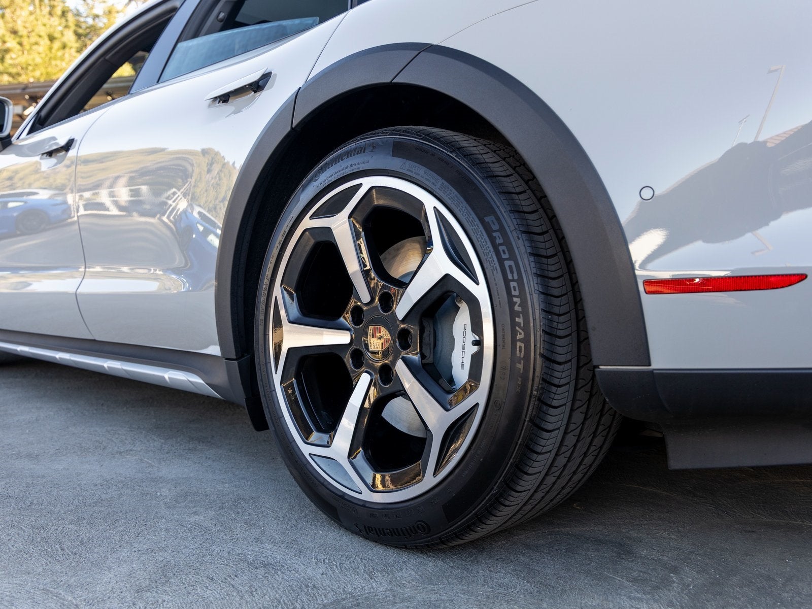 2025 Porsche Taycan Taycan 4S Cross Turismo