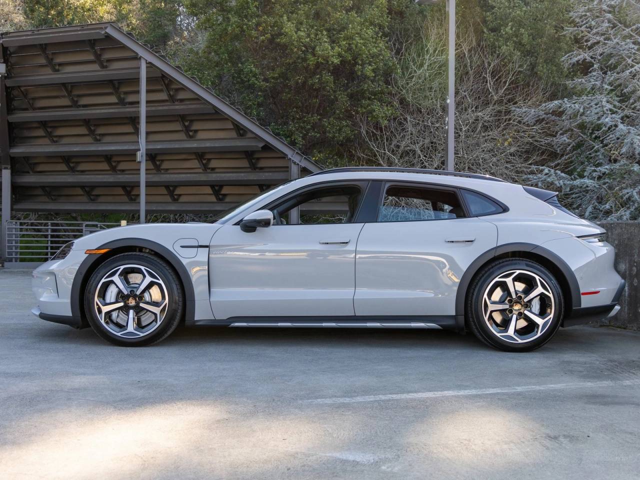 2025 Porsche Taycan Taycan 4S Cross Turismo