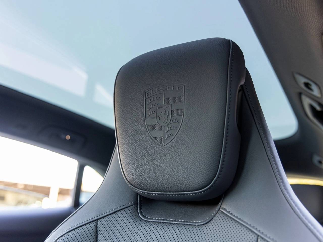 2025 Porsche Taycan Taycan 4S Cross Turismo