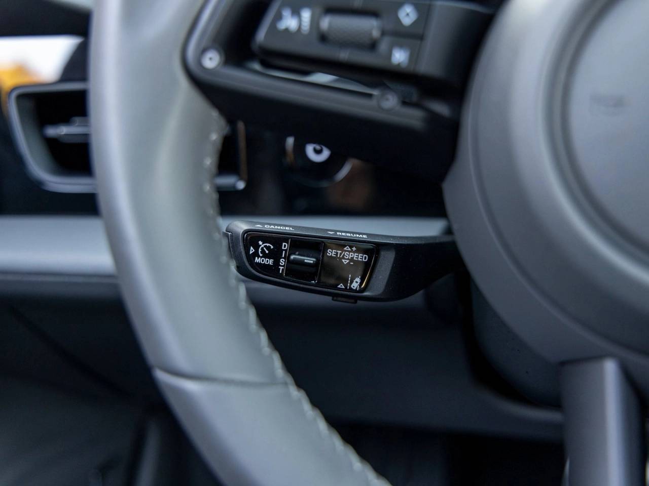 2025 Porsche Taycan Taycan 4S Cross Turismo