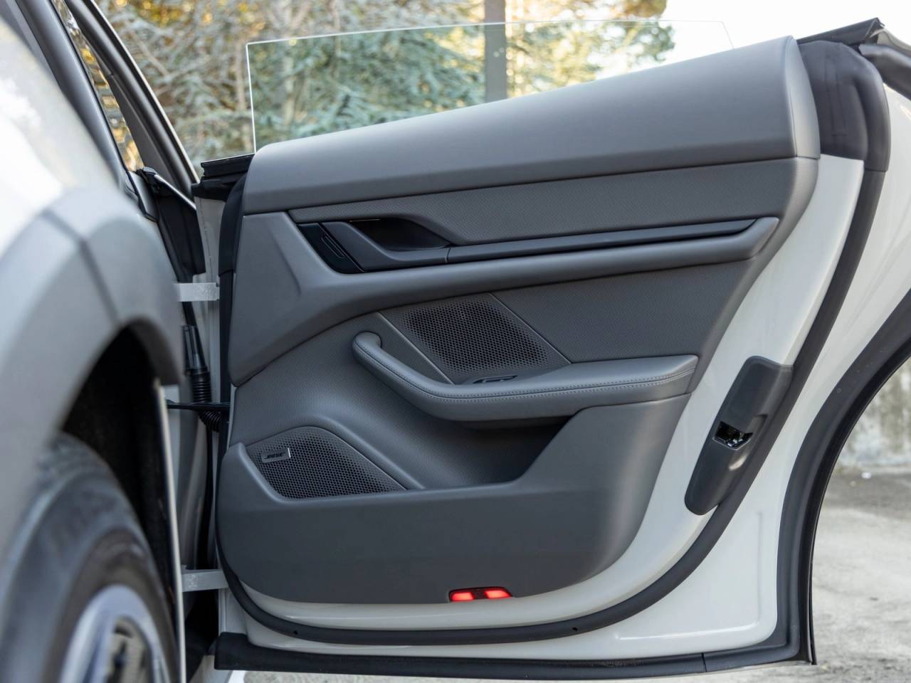 2025 Porsche Taycan Taycan 4S Cross Turismo