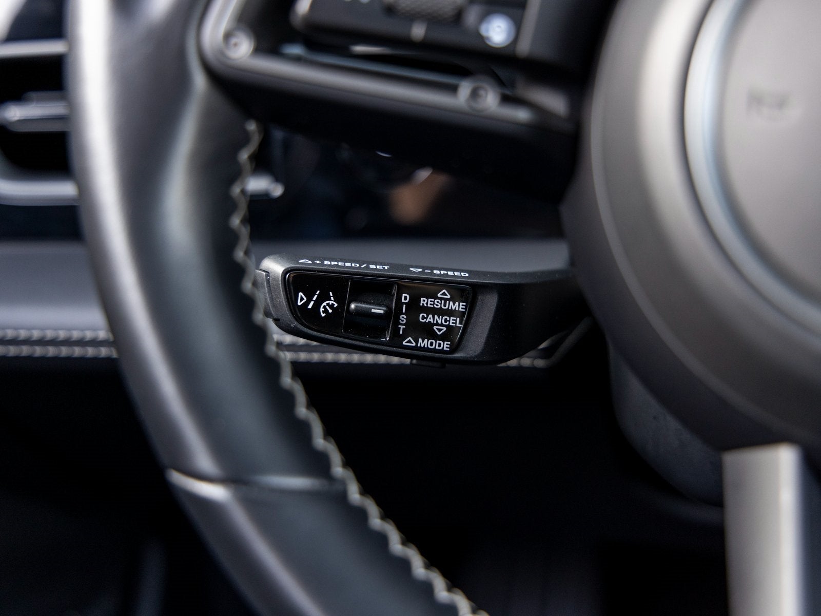 2024 Porsche Taycan Taycan Turbo S Cross Turismo (MY24)