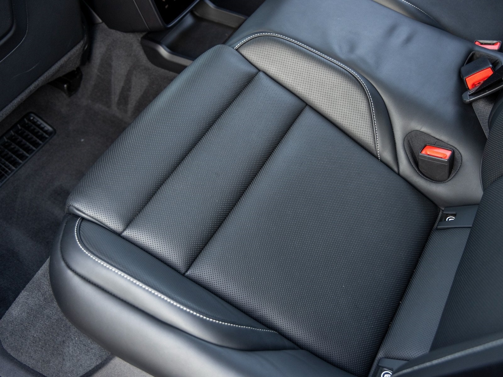 2024 Porsche Taycan Taycan Turbo S Cross Turismo (MY24)