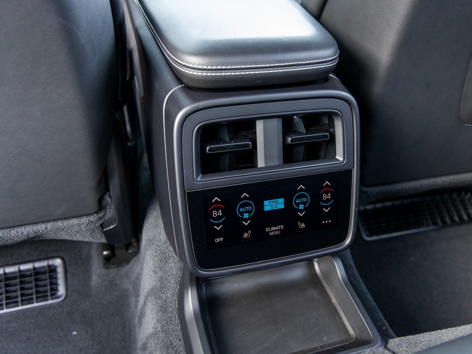 2024 Porsche Taycan Taycan Turbo S Cross Turismo (MY24)