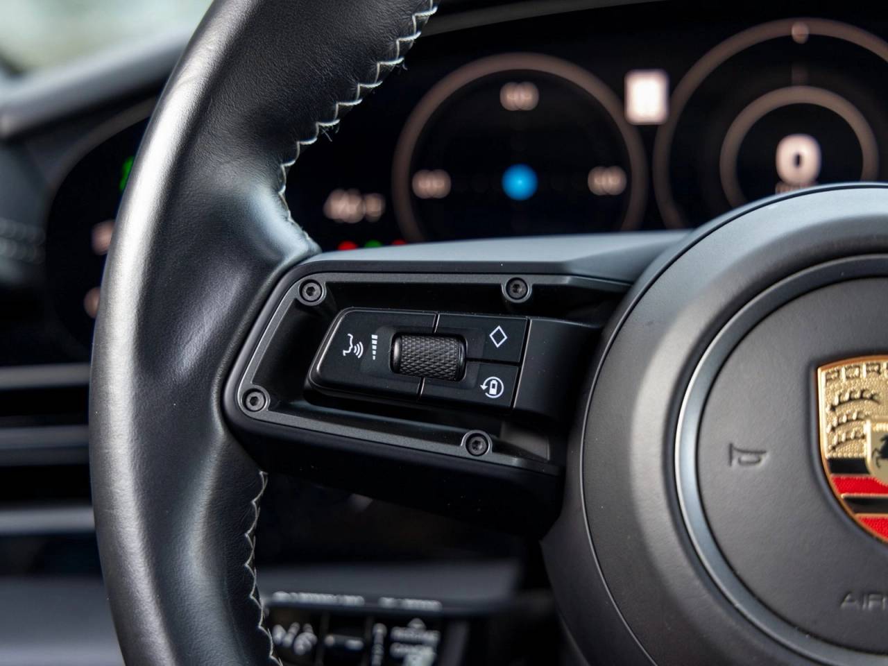 2024 Porsche Taycan Taycan Turbo S Cross Turismo (MY24)