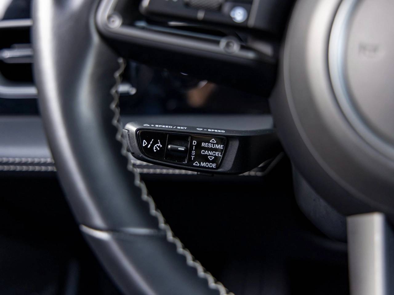 2024 Porsche Taycan Taycan Turbo S Cross Turismo (MY24)