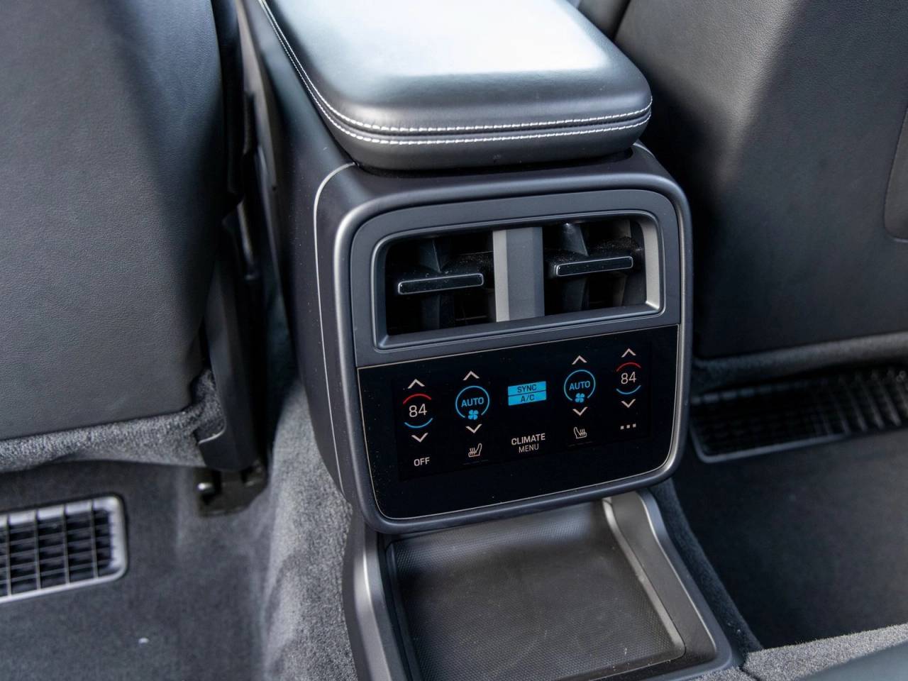 2024 Porsche Taycan Taycan Turbo S Cross Turismo (MY24)