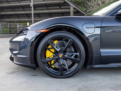 2024 Porsche Taycan Taycan Turbo S Cross Turismo (MY24)