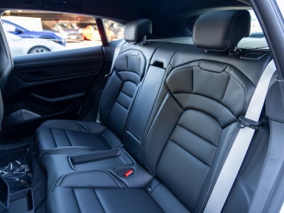 2026 Porsche Taycan Taycan Turbo S Cross Turismo