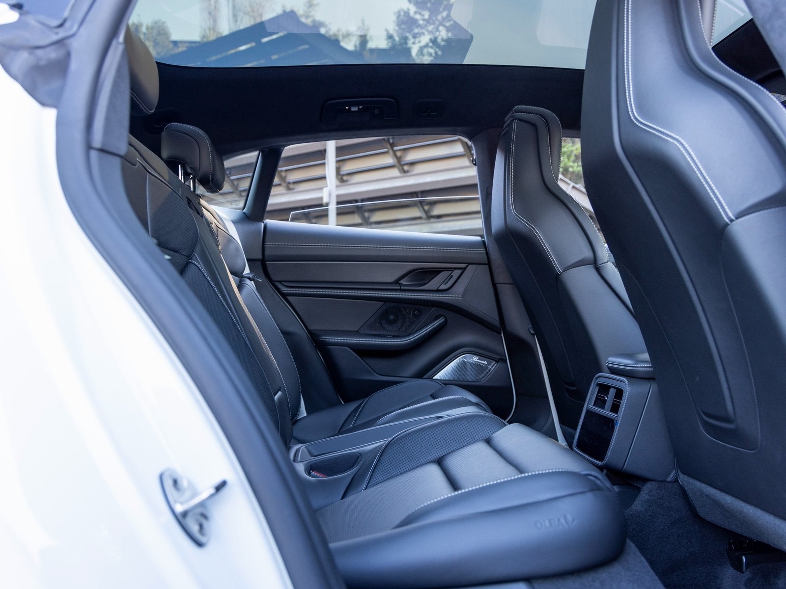 2026 Porsche Taycan Taycan Turbo S Cross Turismo